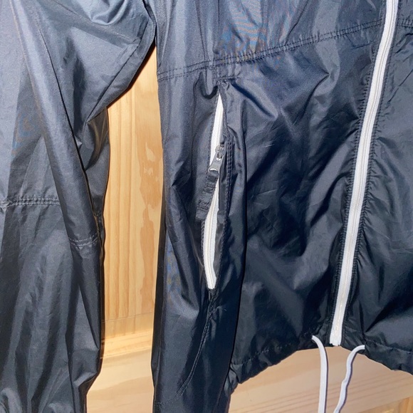 Columbia wind breaker - Picture 3 of 5